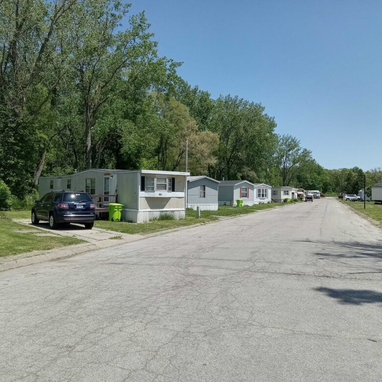 scaled, manufactured homes for sale Bismarck ND, Upland IN, single wide mobile homes, mobile home communities, double wide mo
