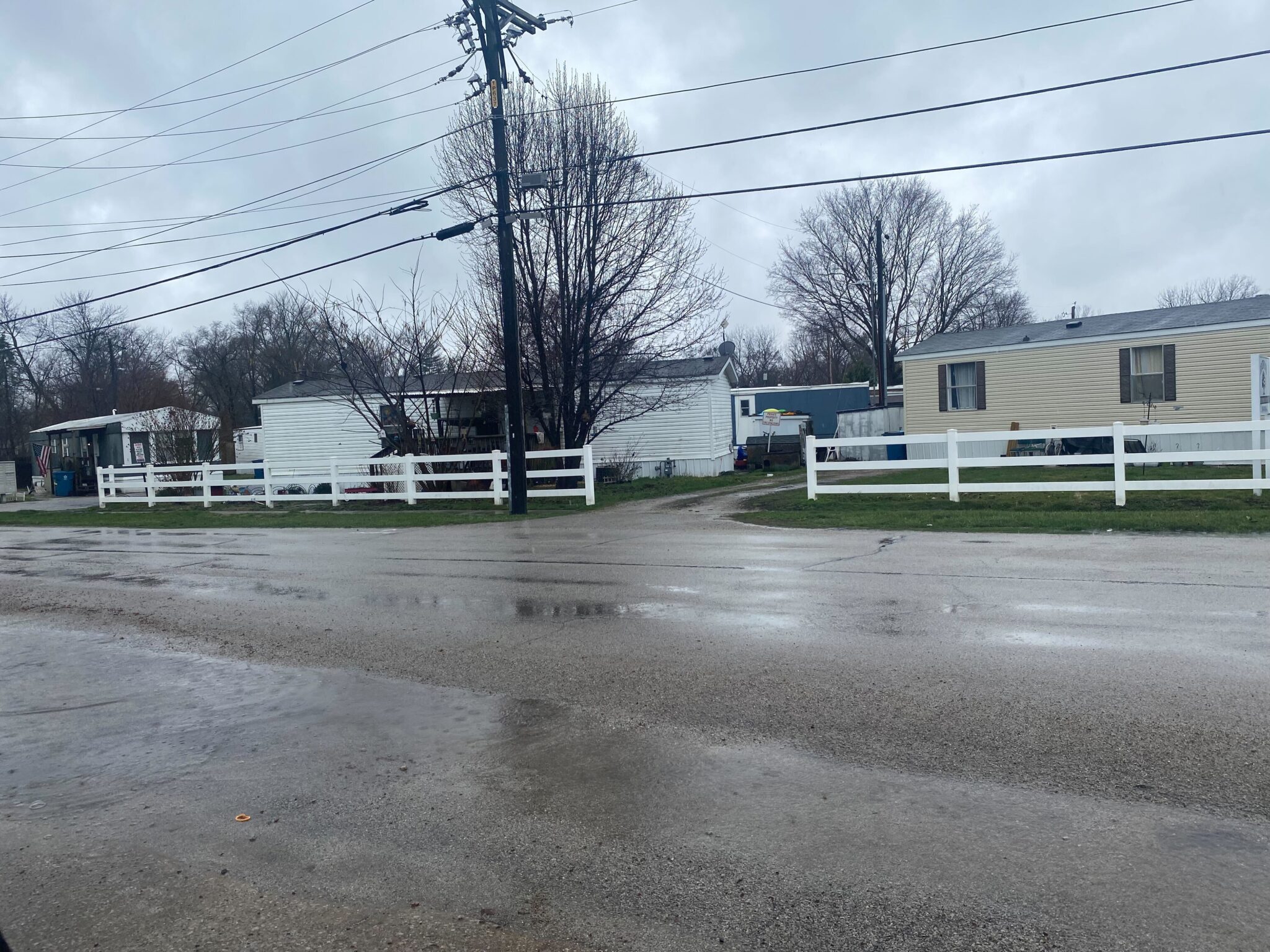 Edgewood Mobile Home Park in Springfield, Ohio featuring well-maintained mobile homes and lush, scenic surroundings