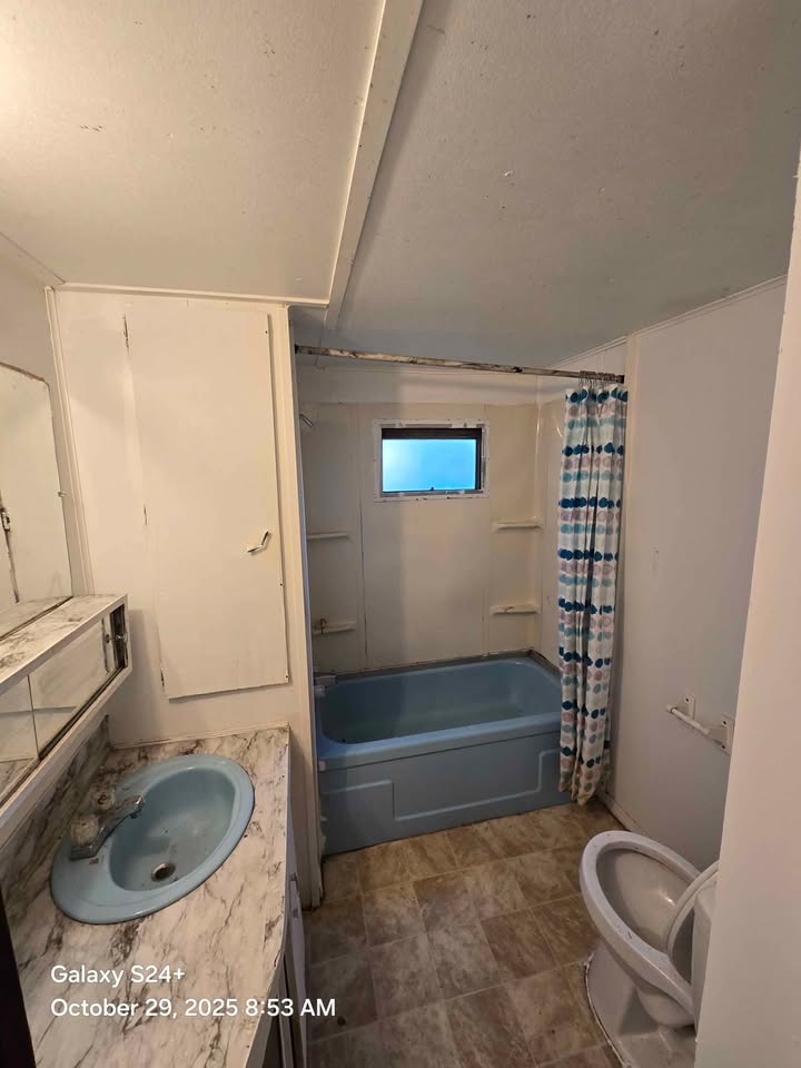 573486355_1995108061069042_252607034696699899_n