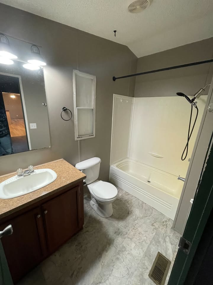 595389616_1573143104039533_3328664827605869367_n