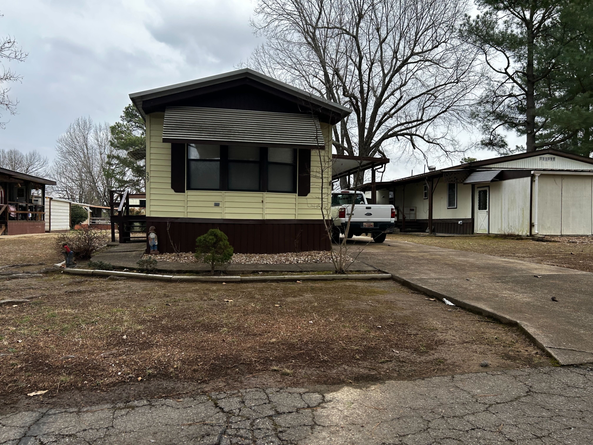 Lakeview mobile home park