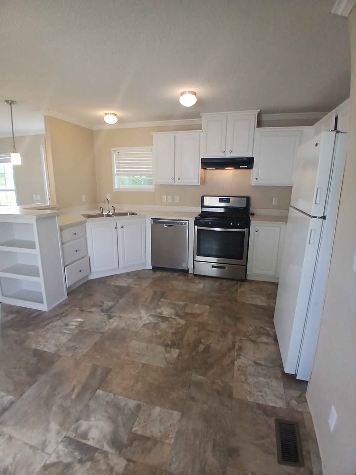 3 BE/ 2 BA Home for Rent | Lot #147