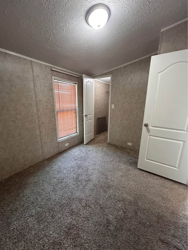 739335430_27405193602463665_6886771774895880784_n 3 BE/2 BA Home for Rent | Lot #98