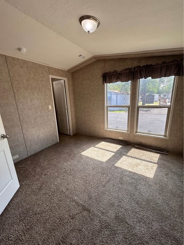 740507982_27405193605796998_2590355570285120782_n 3 BE/2 BA Home for Rent | Lot #98