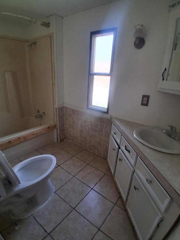 2 BE/1.5 BA Home for Sale | Lot #2418 W