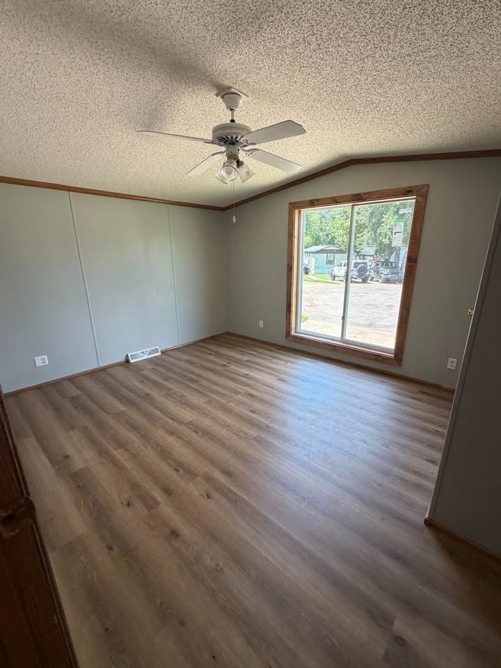774099799_1075465541503383_6676201920108180262_n 2 BE/2 BA Home for Sale | Lot #40
